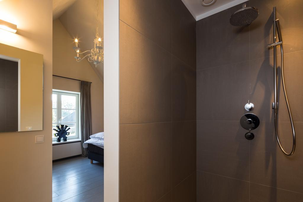 Bed & Breakfast Karakter Den Dungen Room photo